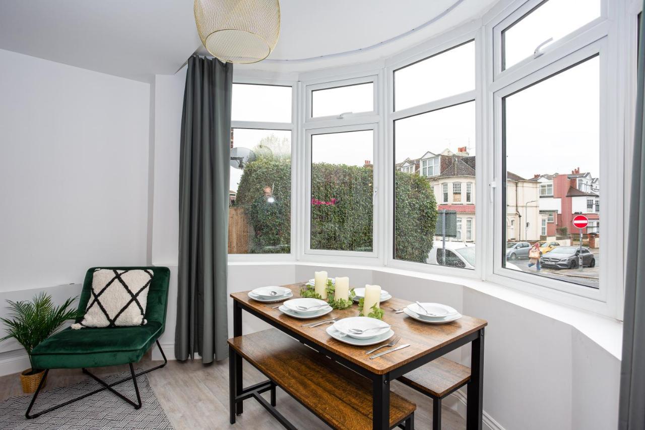The Old Station Apartments By Sorted Stay Southend-on-Sea Exterior foto
