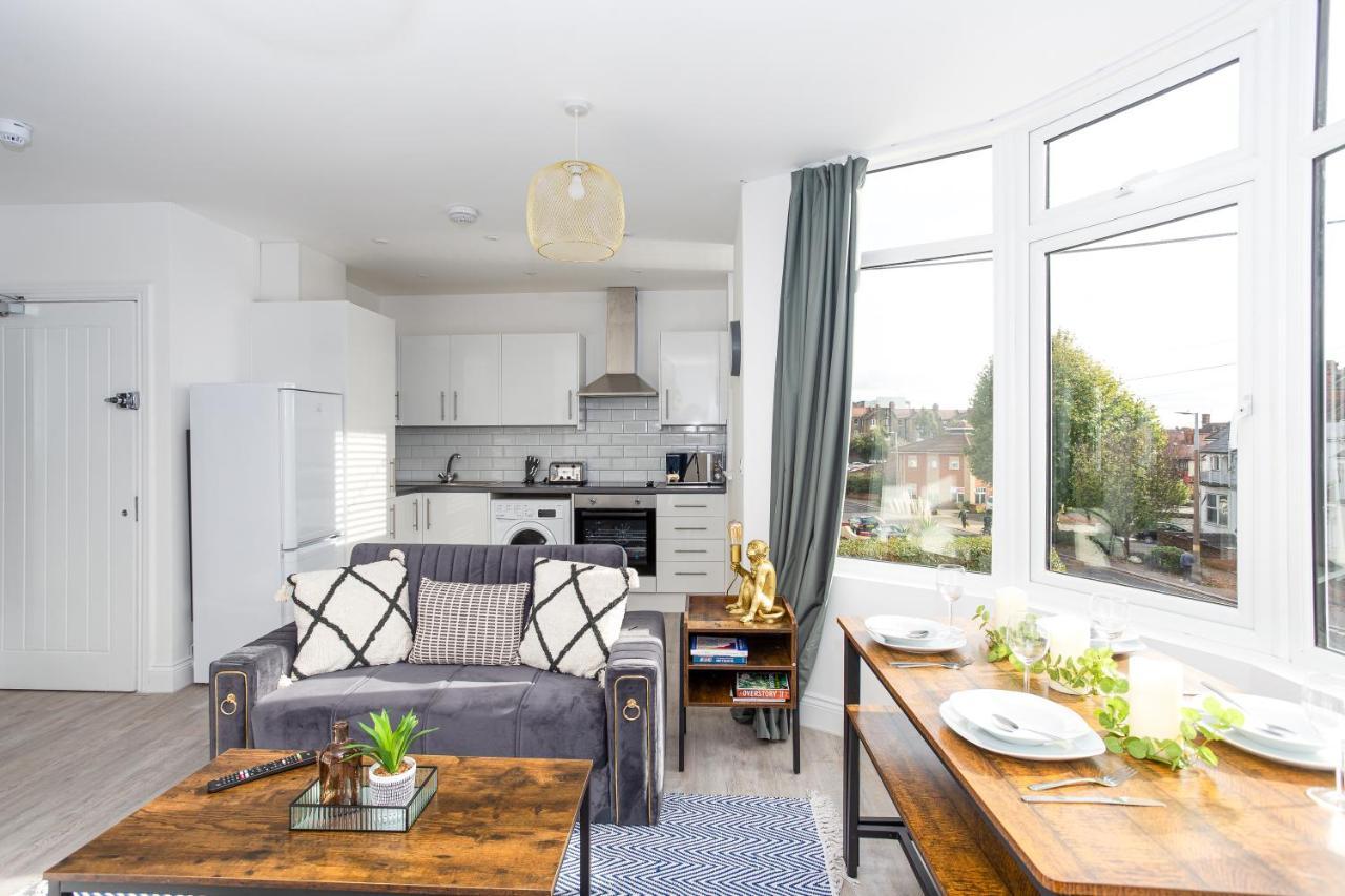 The Old Station Apartments By Sorted Stay Southend-on-Sea Exterior foto